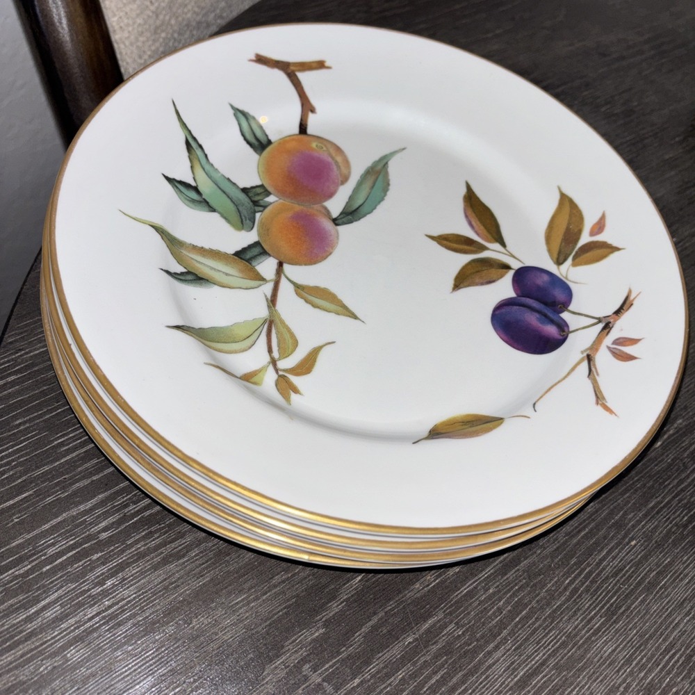 Four  10" dinner  plates ~ Royal Worcester EVESHAM GOLD